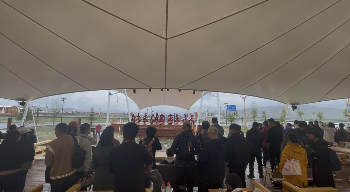 2025年6月09日开展夏河县&ldquo;我们的中国梦&mdash;&mdash;文化进万家&rdquo;戏曲进乡村惠民演出